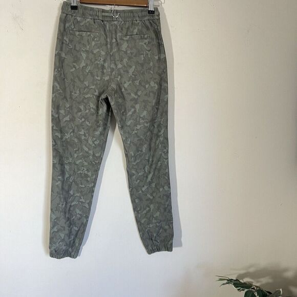 Athleta Pants Womens Size 0 Green Camo Farallon Jogger Elastic Waist Pockets - Picture 4 of 8